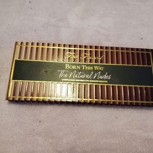 Too faced natural nudes